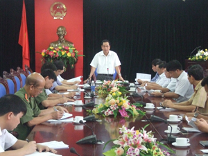Đồng chí Nguyễn Văn Quang, Phó Bí thư Tinh ủy, Chủ tịch UBND tỉnh kết luận hội nghị.